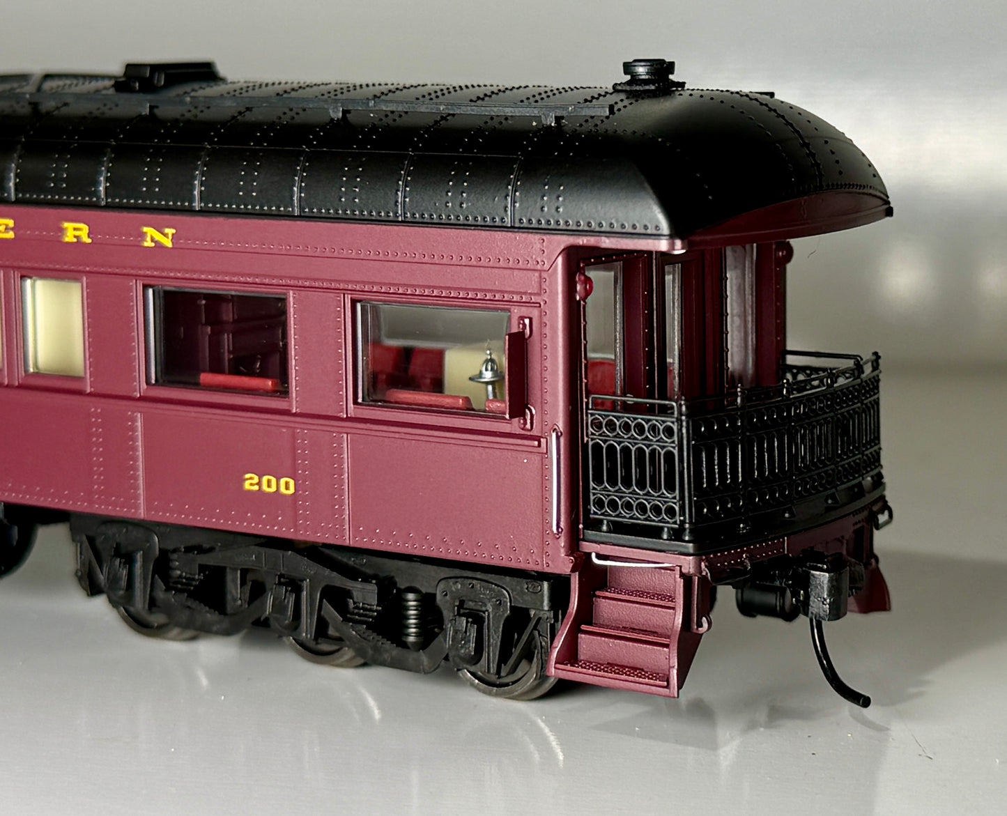 BROADWAY LIMITED BUSINESS CAR - NORFOLK & WESTERN #200