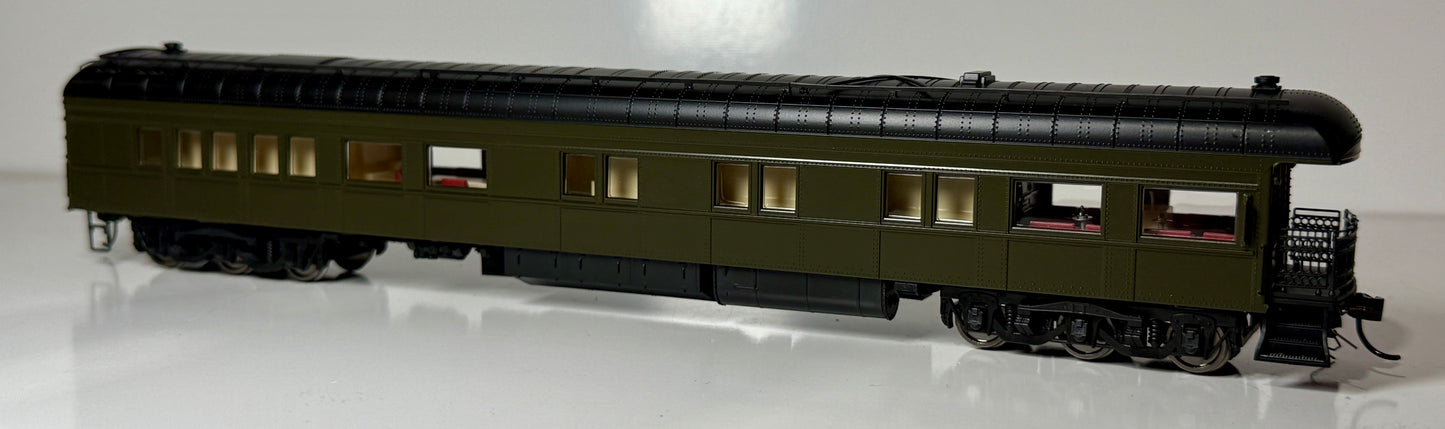 BROADWAY LIMITED BUSINESS CAR - UNLETTERED PULLMAN CREEN W/ ROUND ROOF