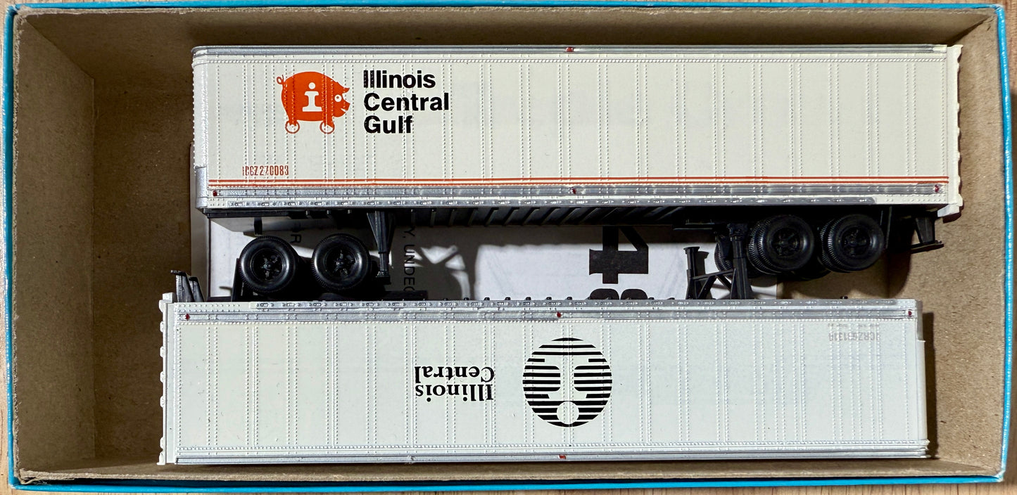 ATHEARN BLUE BOX 45' PIGGY BACK TRAILERS CUSTOM PAINTED AND DECALED - ILLINOIS CENTRAL/ILLINOIS CENTRAL GULF