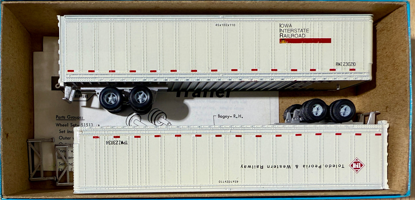 ATHEARN BLUE BOX 45' PIGGY BACK TRAILERS CUSTOM PAINTED AND DECALED - IOWA INTERSTATE/TOLEDO PEORIA & WESTERN
