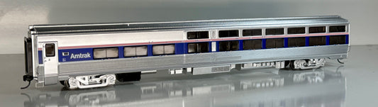 WALTHERS PROTO BUDD VIEWLINER SLEEPER - AMTRAK PHASE IV