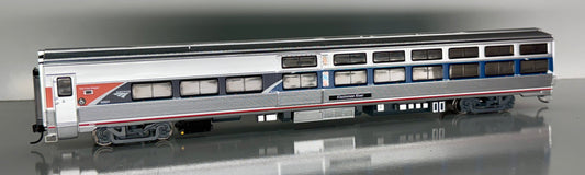 WALTHERS PROTO BUDD VIEWLINER SLEEPER (LIGHTED) - AMTRAK PHASE VII