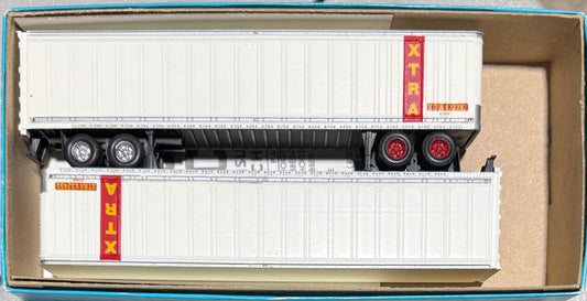 ATHEARN BLUE BOX 45' PIGGY BACK TRAILERS CUSTOM PAINTED AND DECALED - XTRA (WHITE)