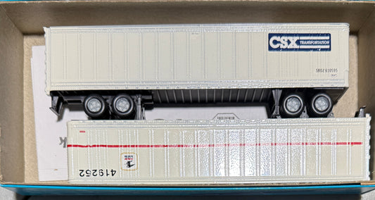 ATHEARN BLUE BOX 45' PIGGY BACK TRAILERS CUSTOM PAINTED AND DECALED - CSX/USPS