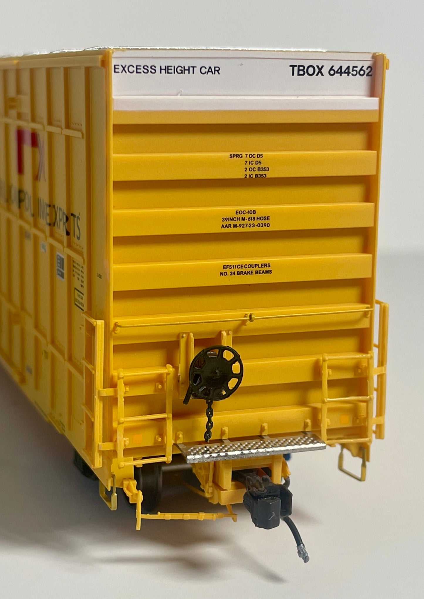 AURORA MINIATURES GREENBRIER 7550 CF 60' PLATE F BOXCAR TTX (TBOX) HIGH REPORTING MARKS