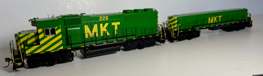 RAPIDO GP40 SLUG SET DCC/LOK SOUND - MKT 226 & 501