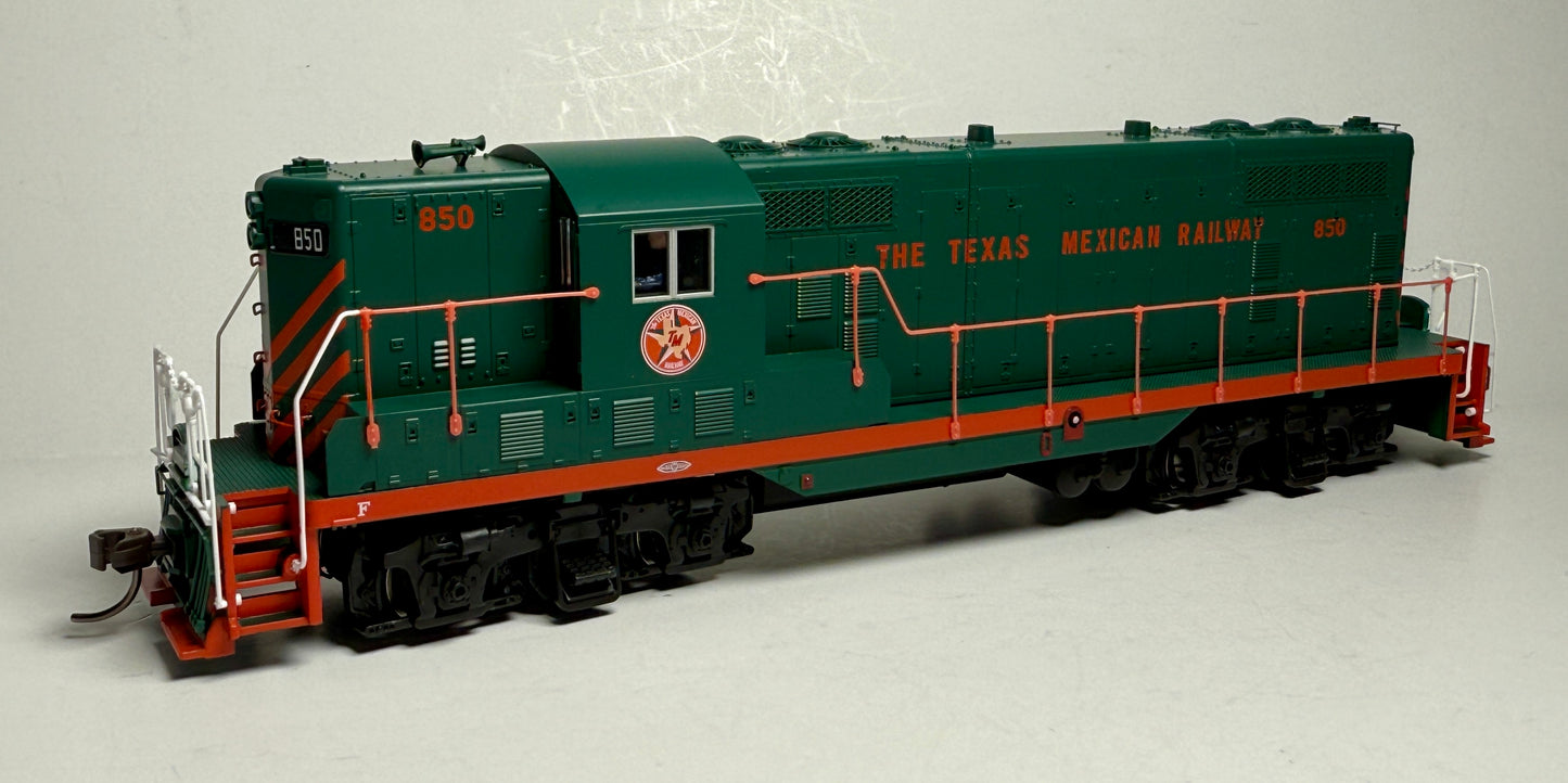 ATLAS MASTER GOLD GP7 DCC/LOK SOUND - TEXAS MEXICAN RWY