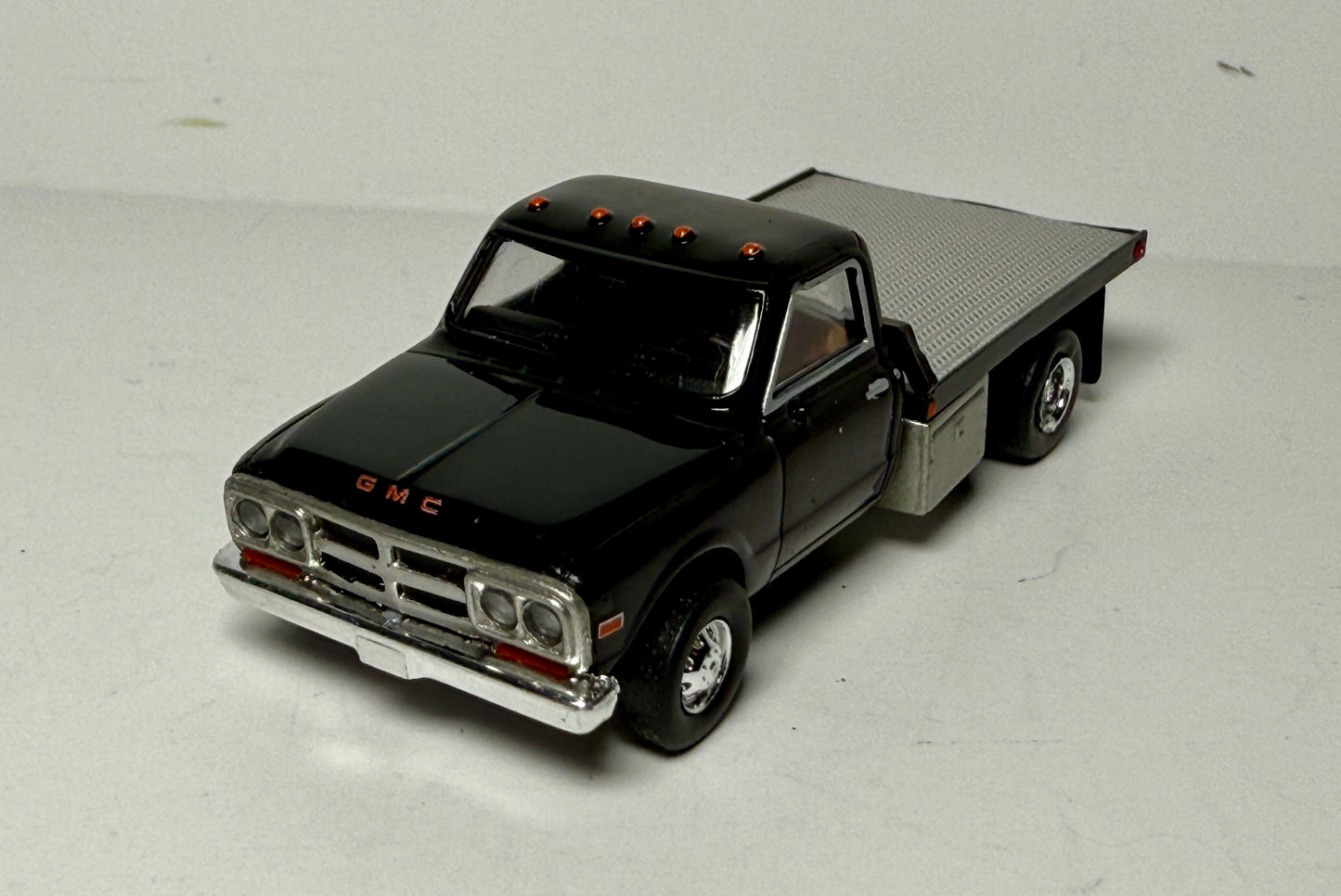 BREKINA GMC SIERRA FLAT BED  - BLACK