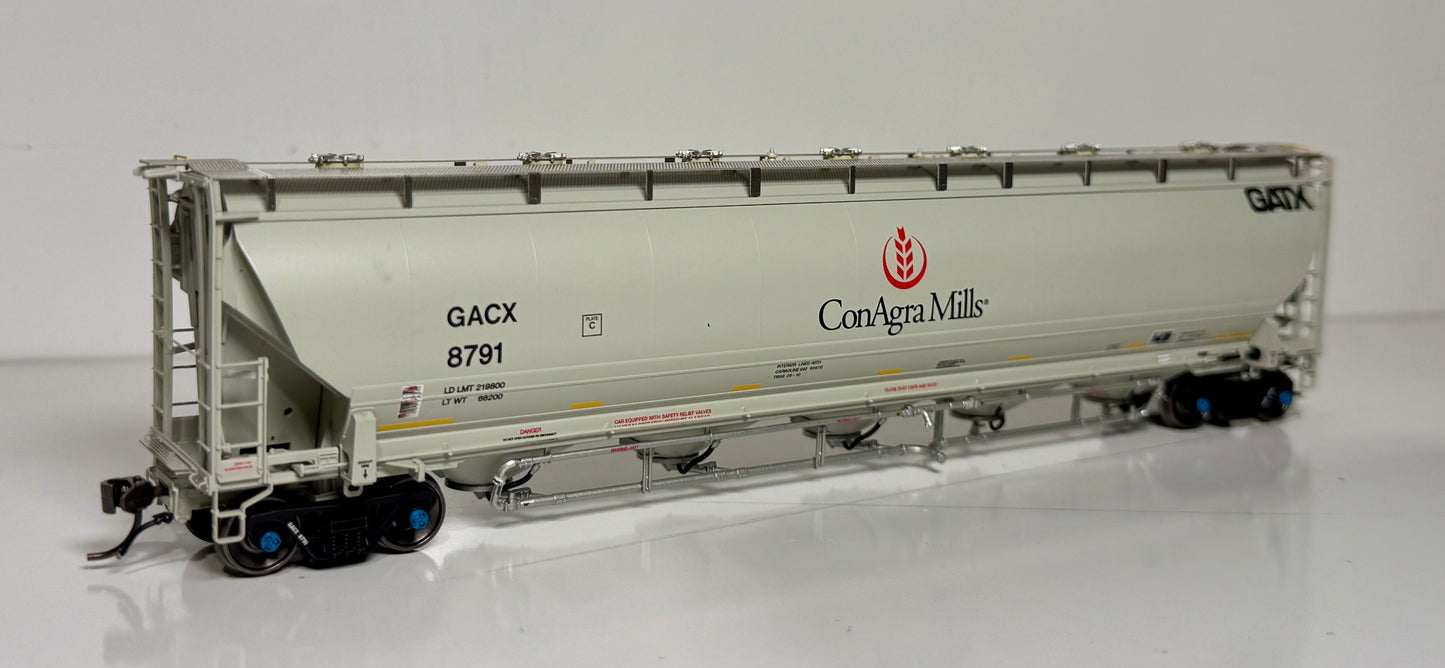 ATLAS MASTER TRINITY 5660 COVERED HOPPER - CON-AGRA MILLS (GACX)