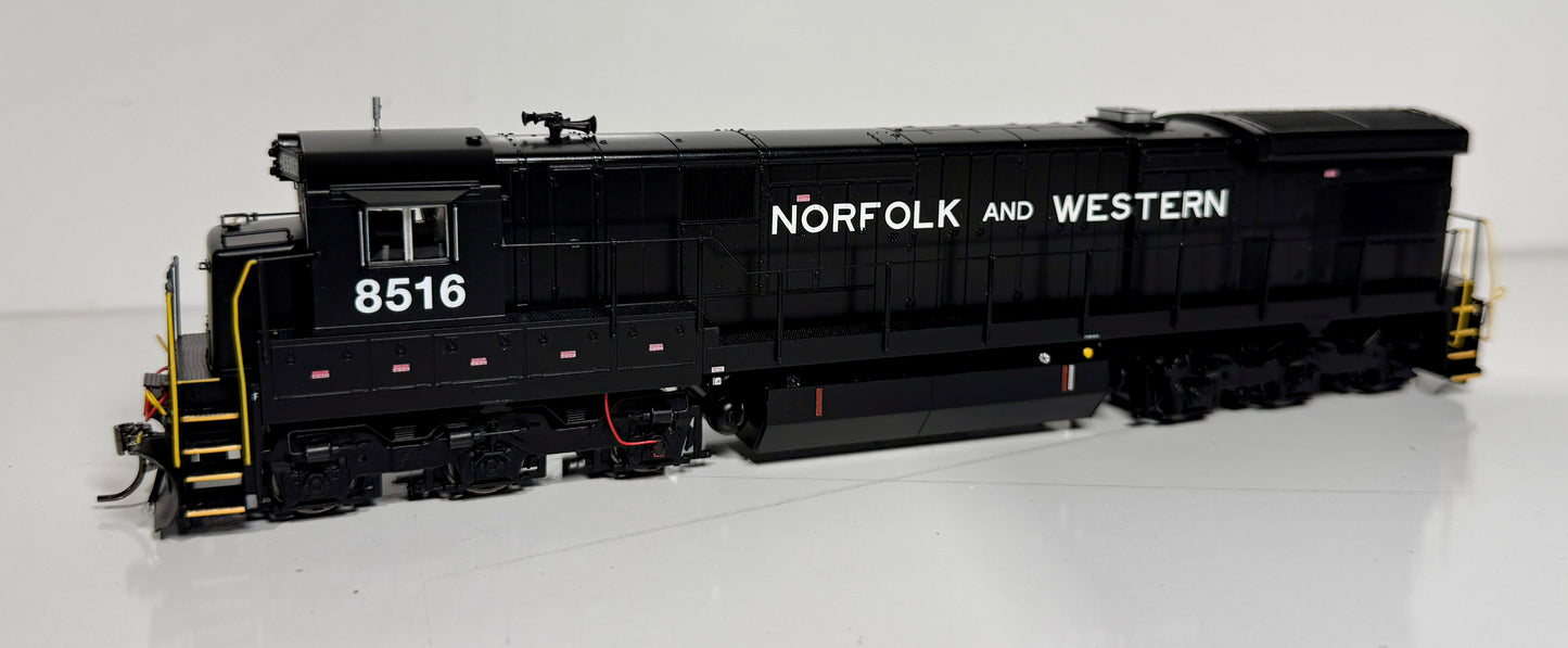 RAPIDO C36-7 DCC/LOKSOUND - NORFOLK & WESTERN