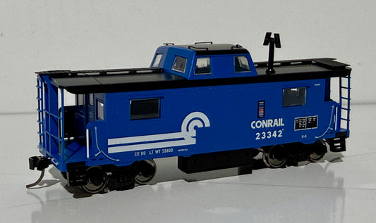 BOWSER N8 CABOOSE - CONRAIL