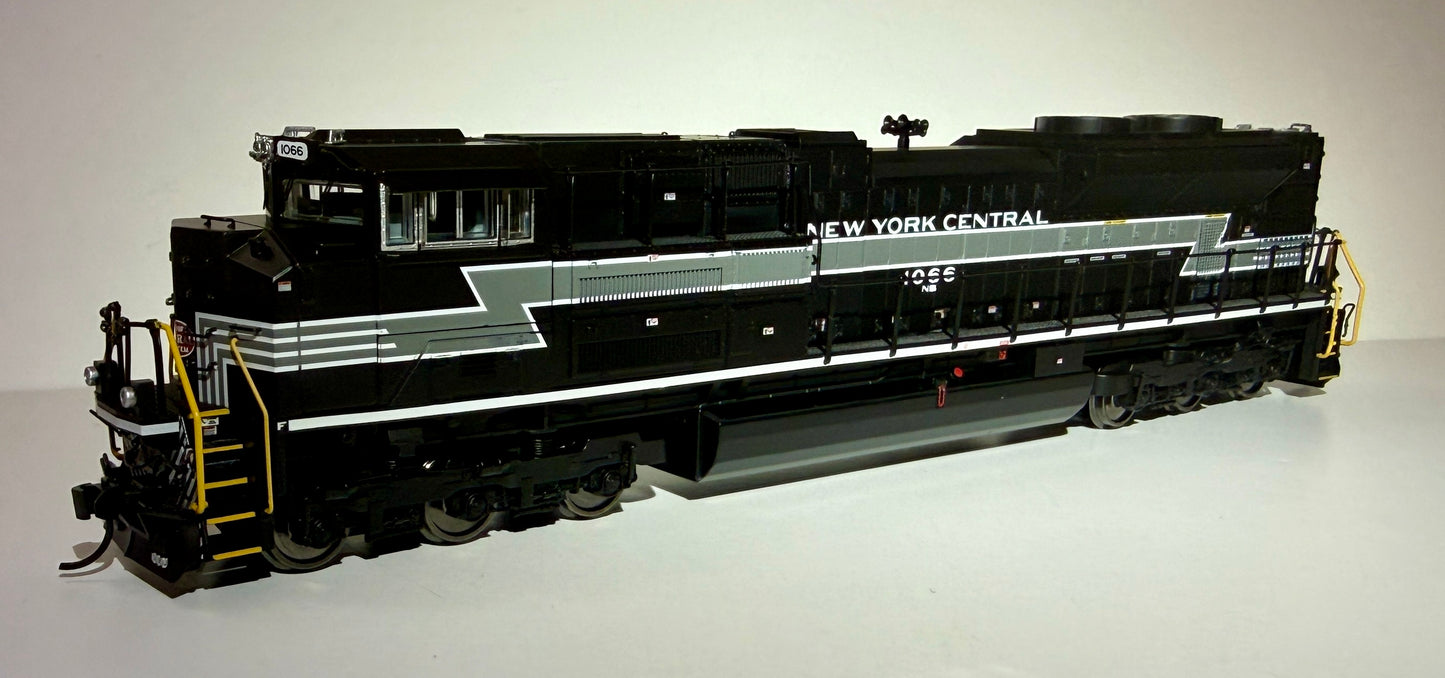 BROADWAY LIMITED SD70ACE DCC/SOUND - NORFOLK SOUTHERN HERITAGE NYC