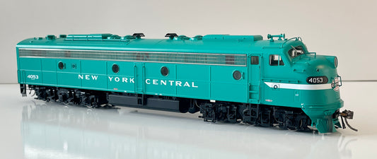 RAPIDO EMD E8A DCC/SOUND EQUIPPED - NEW YORK CENTRAL (JADE GREEN)