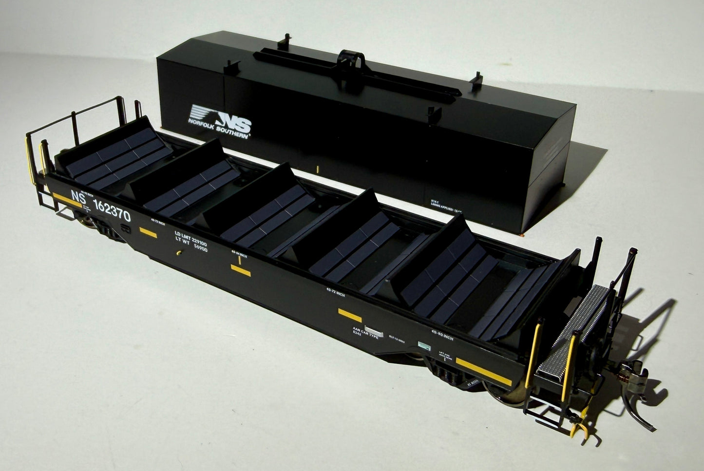 RAPIDO GREENBRIER TRANSVERSE COIL CAR - N0RFOLK SOUTHERN