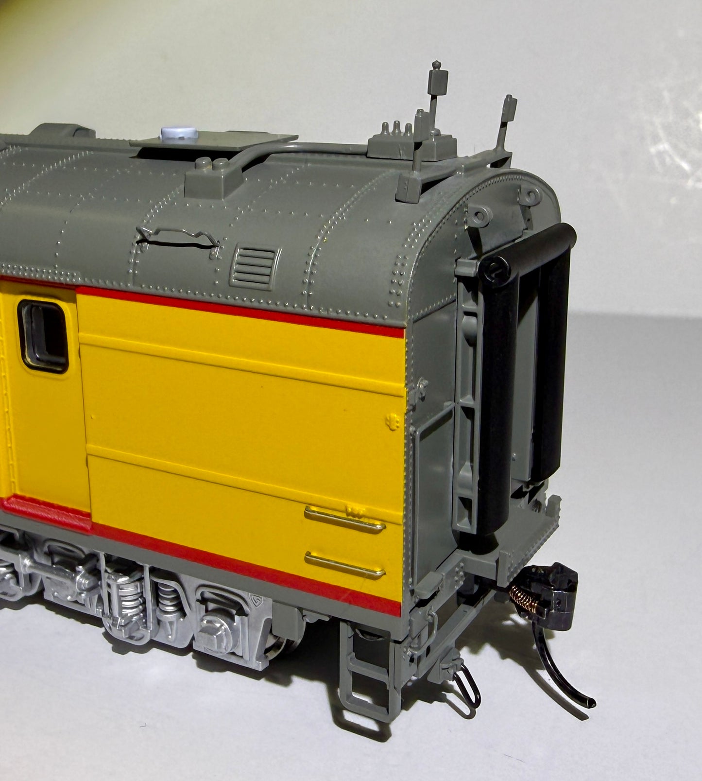 BROADWAY LIMITED UNION PACIFIC OCS POWER CAR #2066 NON-SOUND (W/ROOF ANTENNA) (Copy)
