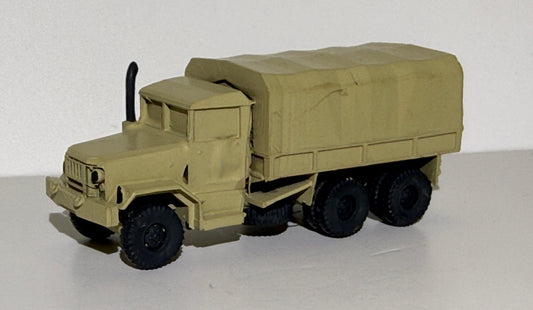 RECON 341 US ARMY M35 2 1/2 TON TRUCK W/COVER - DESERT CAMO