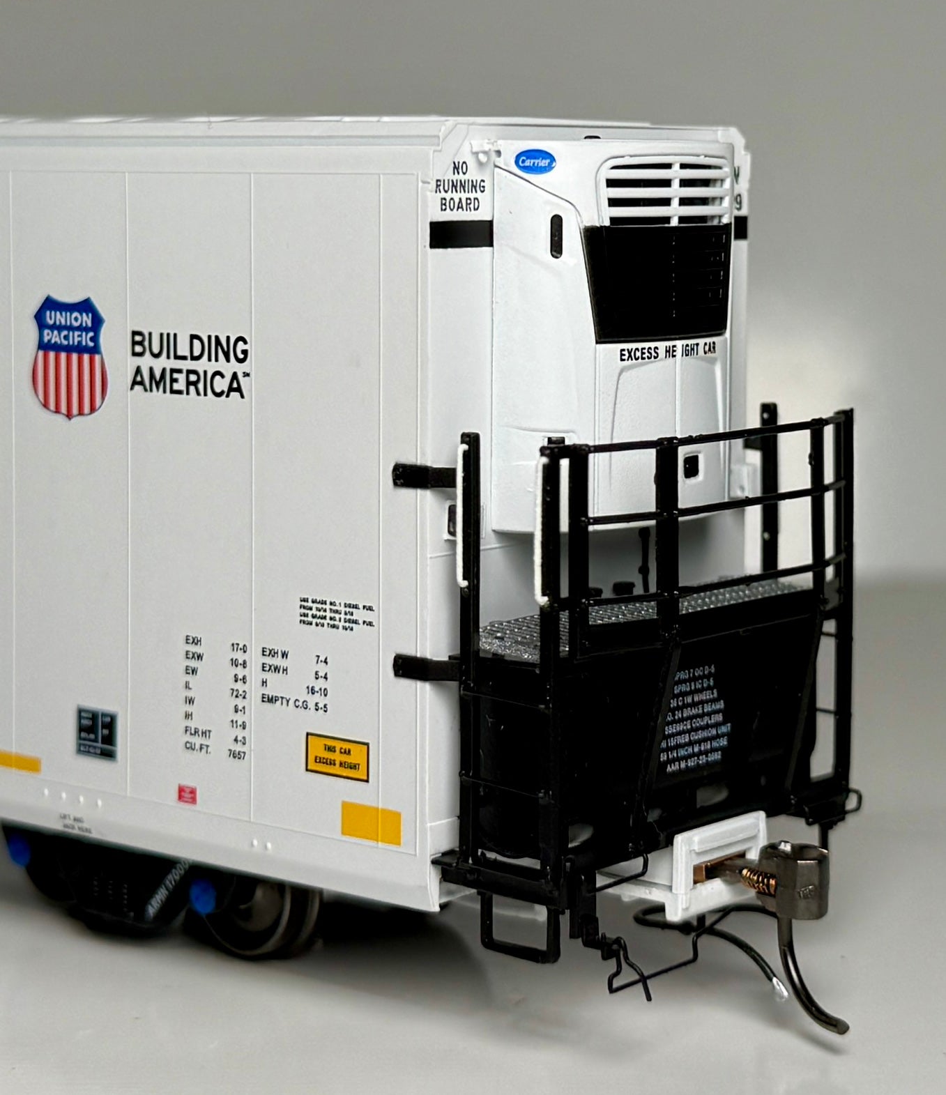 RAPIDO GREENBRIER 7780 CUFT REEFER - UNION PACIFIC (ARMN)