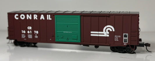 ATLAS MASTER PRECISION DESIGN 50' RIBSIDE BOXCAR - CONRAIL W/ 1 GREEN DOOR (PENN CENTRAL RHS SPECIAL)