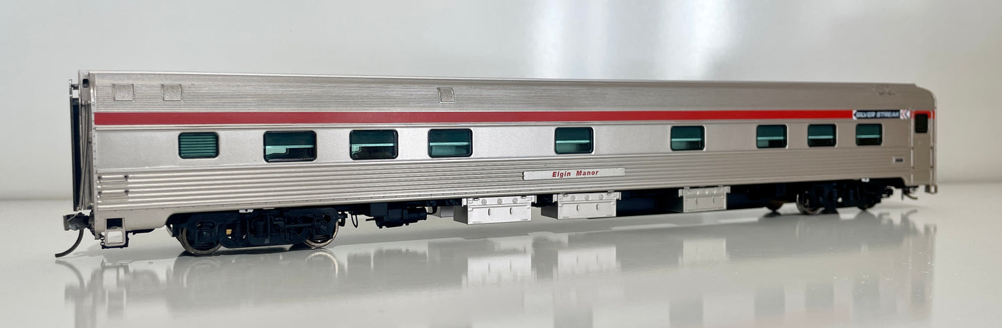 RAPIDO AMROAD (SILVER STREAK) 4 UNIT PASSENGER CAR SET