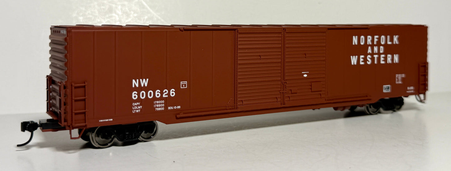 WALTHERS MAINLINE 60' PS SINGLE DOOR AUTO PARTS BOXCAR - NORFOLK & WESTERN