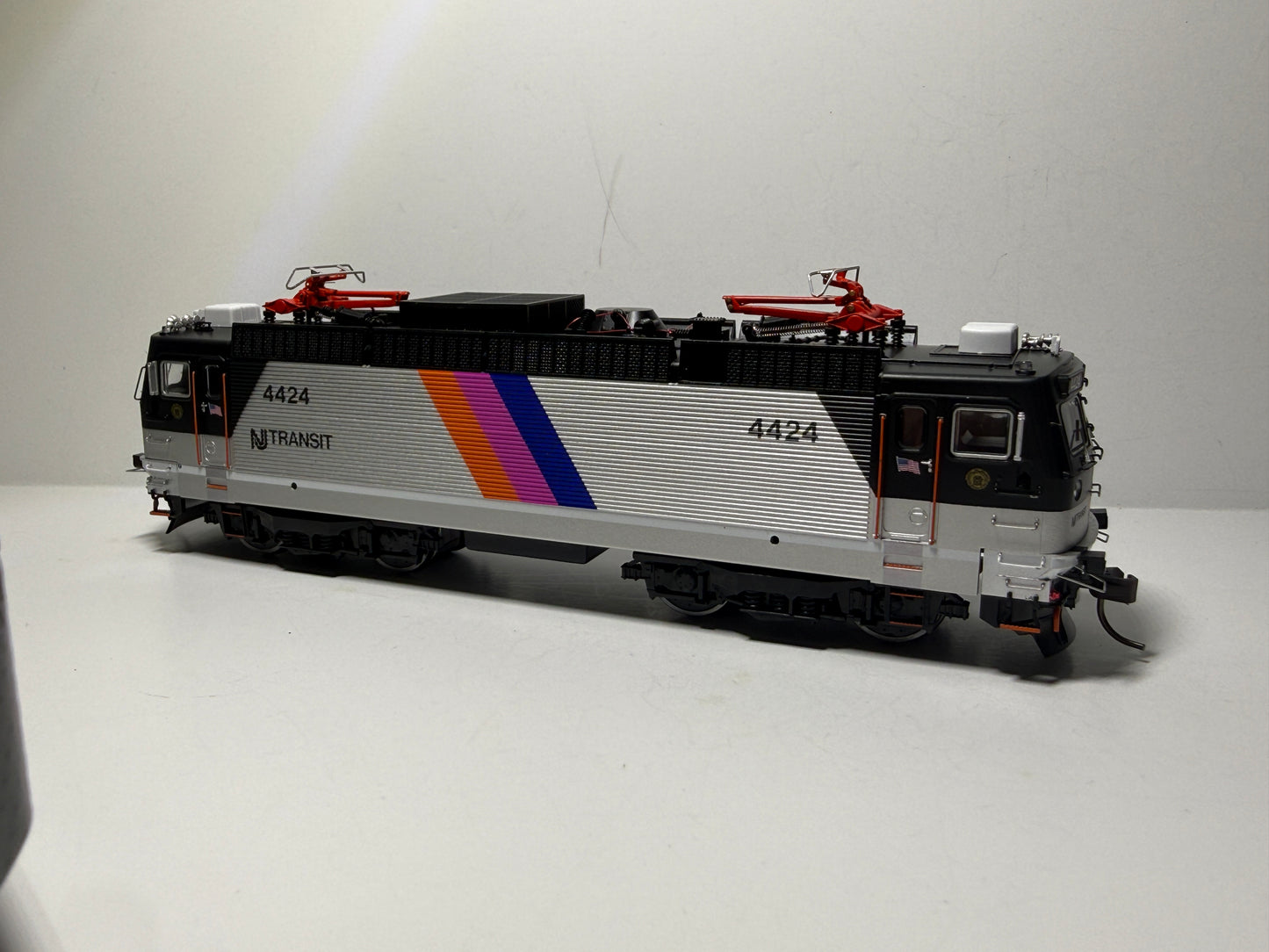 ATLAS MASTER SILVER ALP44 - NJ TRANSIT