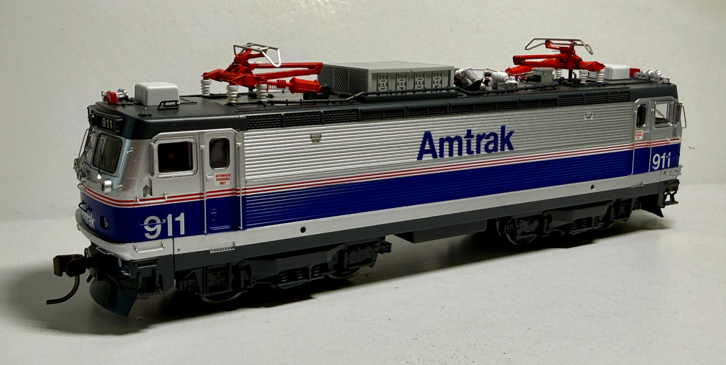 ATLAS MASTER GOLD DCC/LOC SOUND AEM7 - AMTRAK PH IV