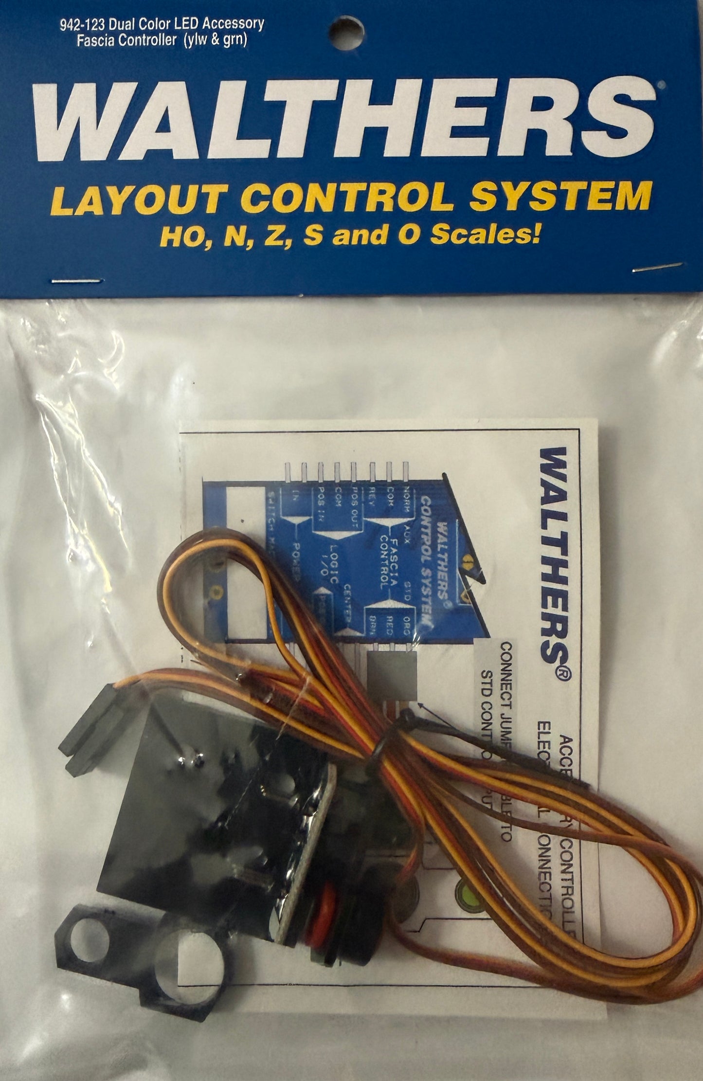 WALTHERS LAYOUT CONTROL SYSTEM - LED ACCESSORY FASCIA CONTROLLER
