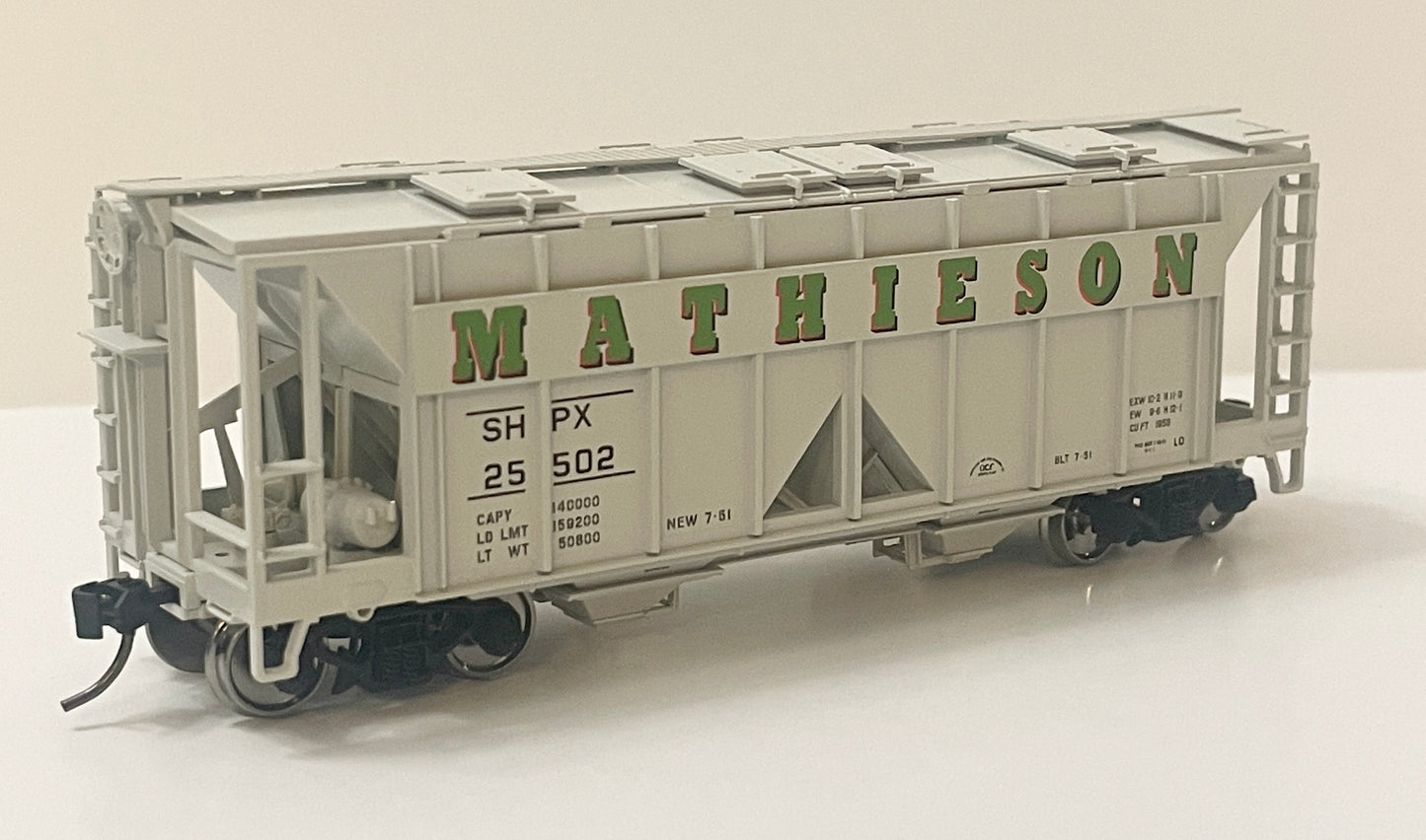 BOWSER 70 TON COVERED HOPPER-MATHIESON