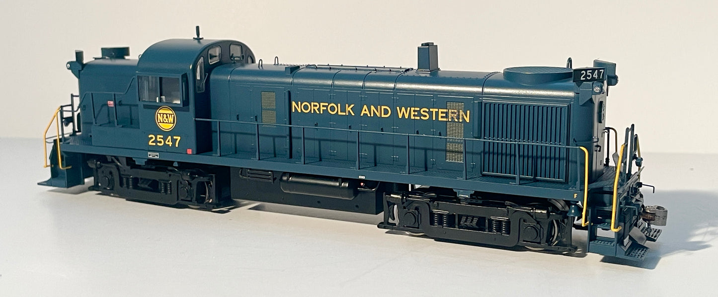 BOWSER ALCO RS-3 DCC/LOC SOUND - NORFOLK & WESTERN