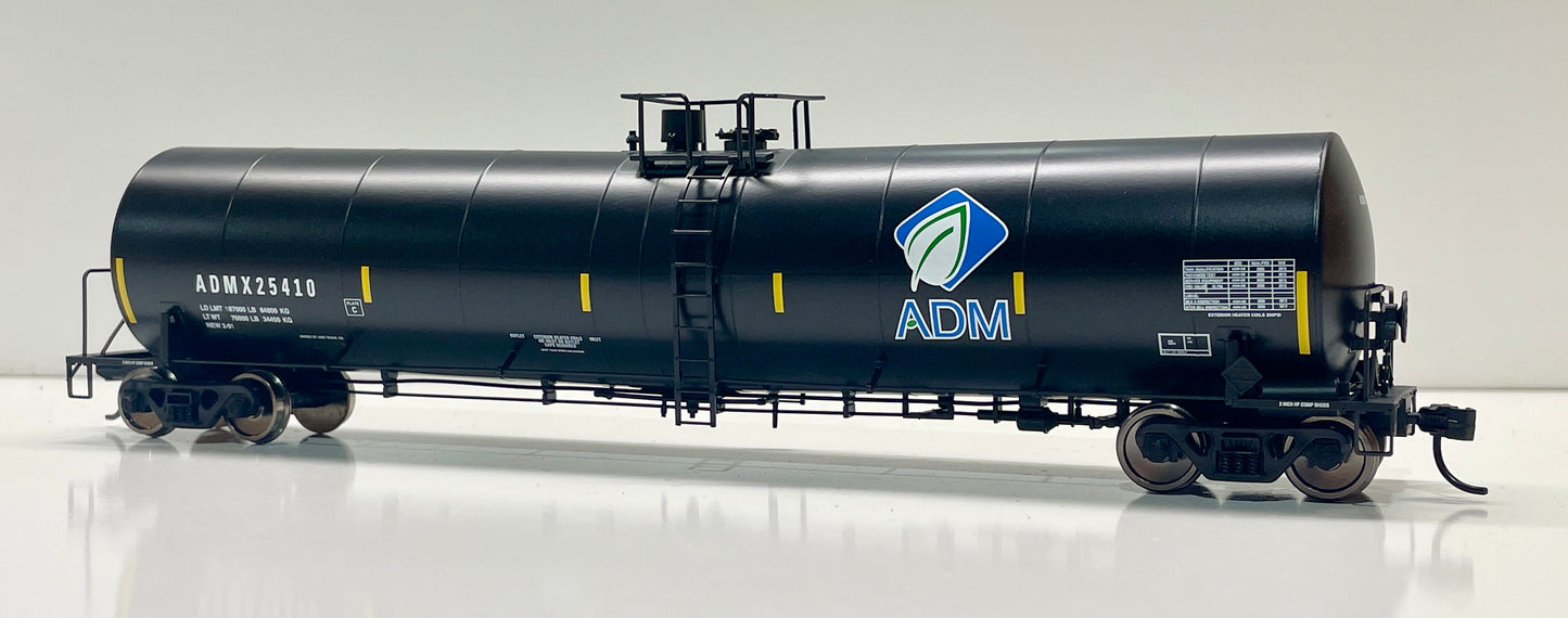 WALTHERS TRINITY 25,000 GALLON TANK CARS - ADM